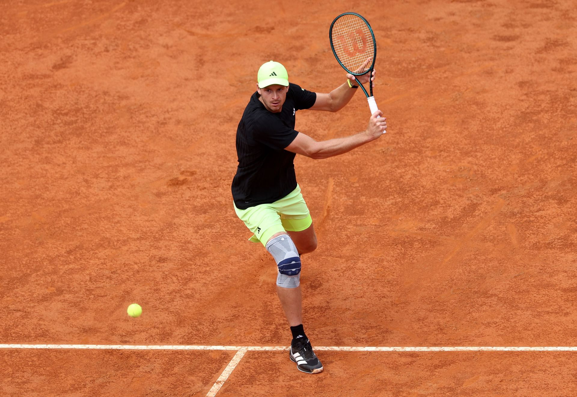 Hurkacz in action at the Italian Open 2025 - Day Eleven - Source: Getty